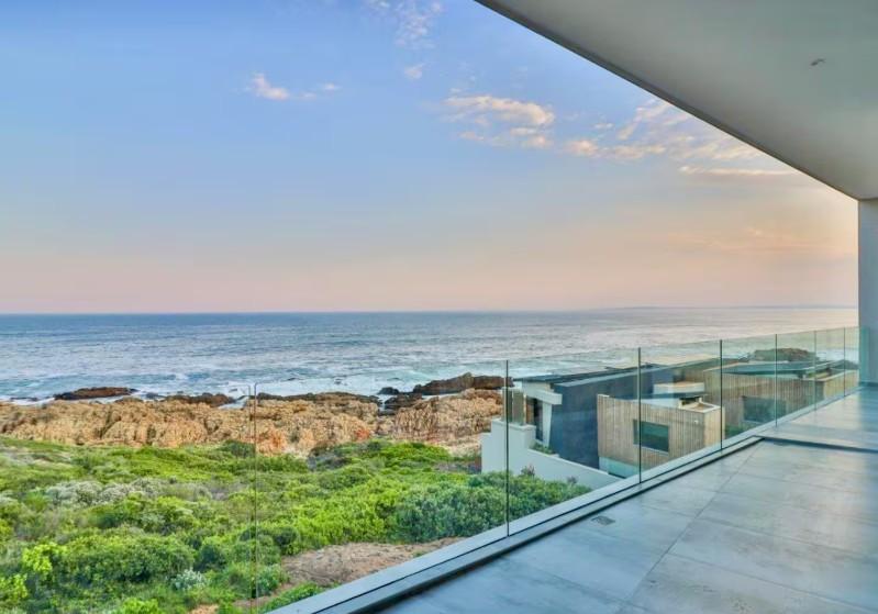 4 Bedroom Property for Sale in Pinnacle Point Golf Estate Western Cape